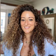 Profile picture for Alice Zagury