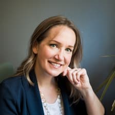 Profile picture for Carrie Asprinio