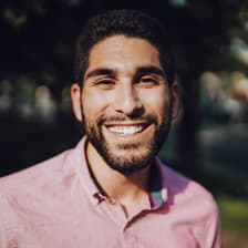Profile picture for Arya Tayebi
