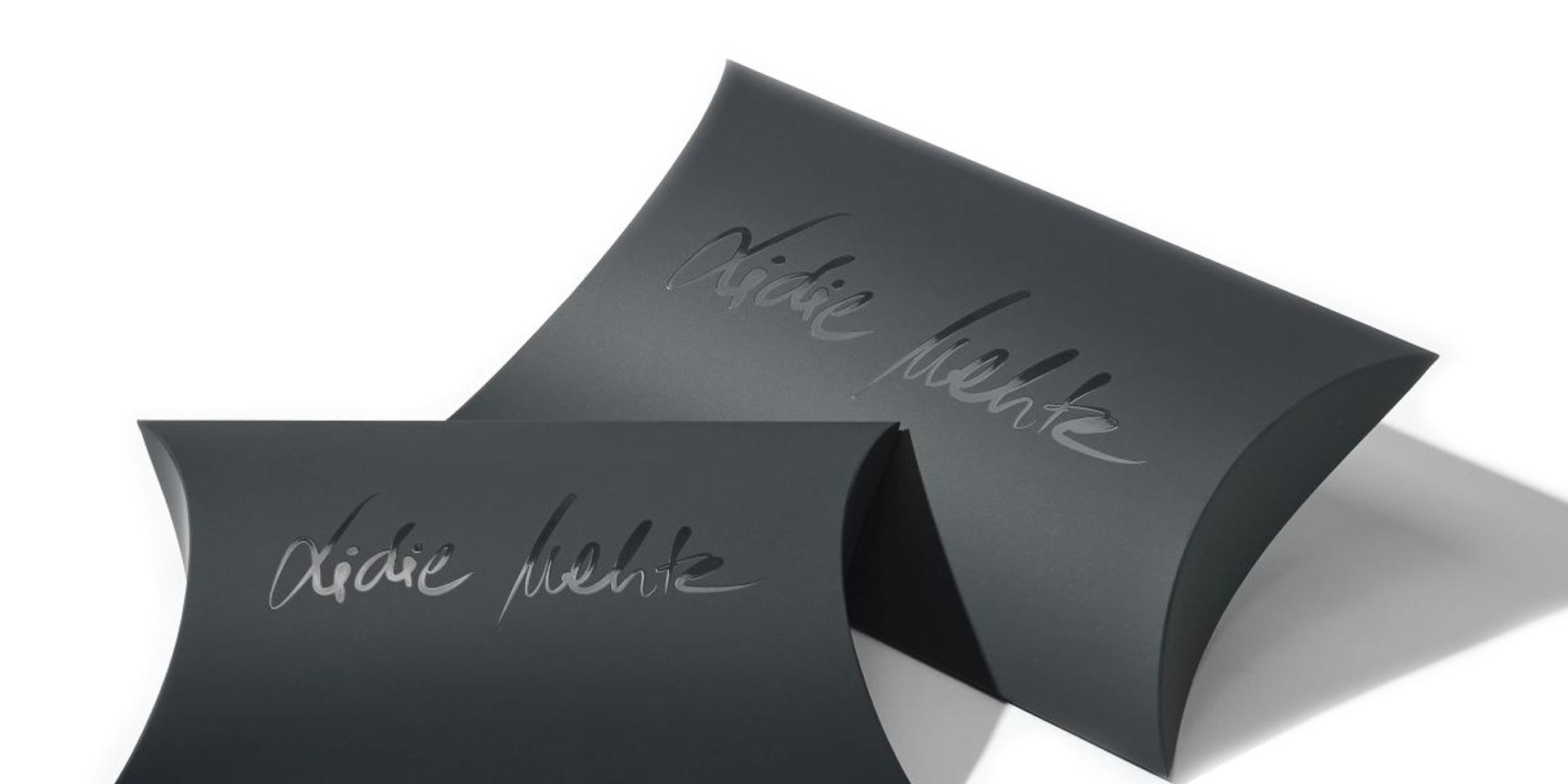 Cover Image for Why Do You Need Vintage Wig Boxes For The Product’s Packaging?