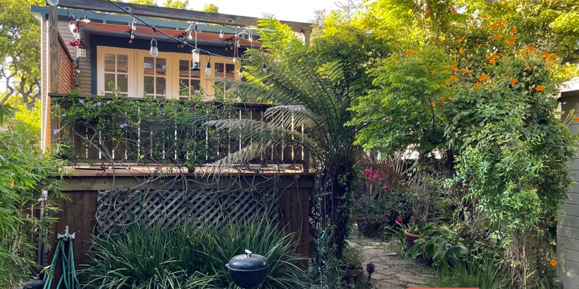 Cover Image for Boom on the Bay Housewarming Party