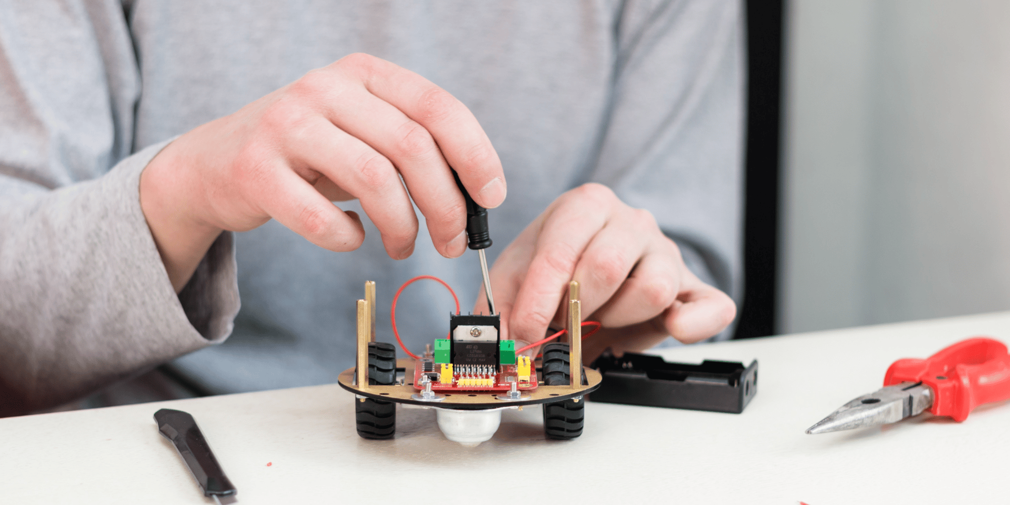 Learn to build a WiFi Controlled Car using Bolt